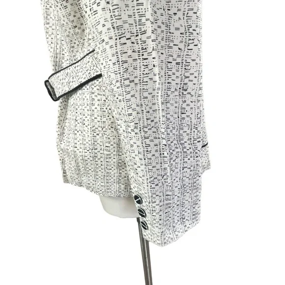 Cabi Black and White Carol Anderson By Invitation Code Blazer Jacket Nwt - Picture 12 of 16